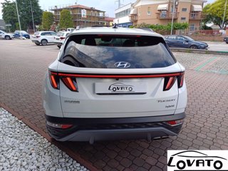 HYUNDAI Tucson 1.6 HEV aut. XLine + 19 5