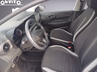 HYUNDAI i10 1.0 MPI  Tech + CP + CP 18