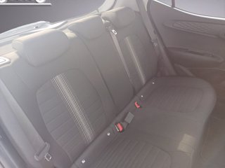 HYUNDAI i10 1.0 MPI  Tech + CP + CP 9