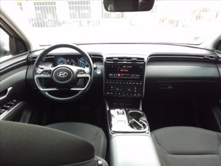 HYUNDAI Tucson 1.6 HEV aut. XLine + 19 15