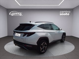 HYUNDAI Tucson 1.6 HEV aut. XLine + 19 4