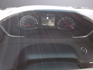 PEUGEOT 2008 PureTech 130 S&S Allure 17