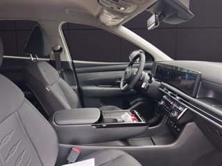 HYUNDAI TUCSON PE 1.6HEV AT 2WD BUSINESS 11