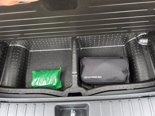 HYUNDAI TUCSON PE 1.6HEV AT 2WD BUSINESS