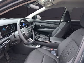 HYUNDAI TUCSON PE 1.6HEV AT 2WD BUSINESS