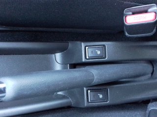 SUZUKI Swift 1.2 Hybrid Top 24