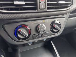 HYUNDAI I10 PE MY25 5P 1.0 AT CONNECTLINE 21