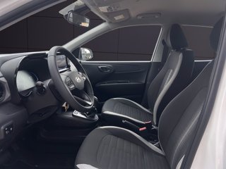 HYUNDAI I10 PE MY25 5P 1.0 AT CONNECTLINE 9