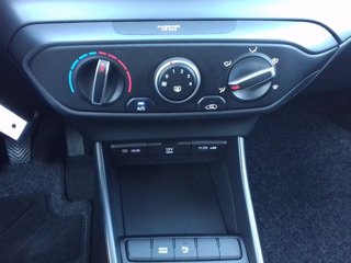 HYUNDAI i20 1.0 T-GDI 48V iMT CONNECTLINE + EX