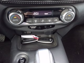 NISSAN Juke 1.6 HEV N-Connecta 21