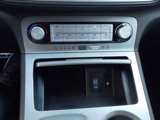 HYUNDAI Kona EV 64 kWh Exellence