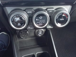 SUZUKI Swift 1.2 Hybrid Top