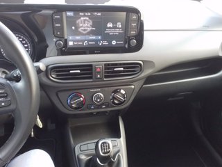 HYUNDAI i10 1.0 MPI Tech