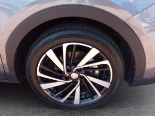MG ZS 1.5 Hybrid+ Luxury 8