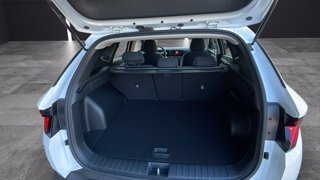 HYUNDAI TUCSON MY26 1.6HEV AT 2WD BUSINESS